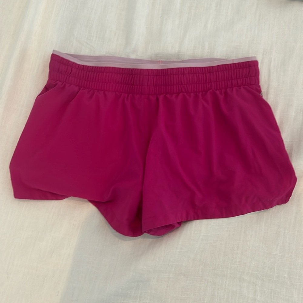 Fabletics shorts size Medium w zip pocket and drawstring
